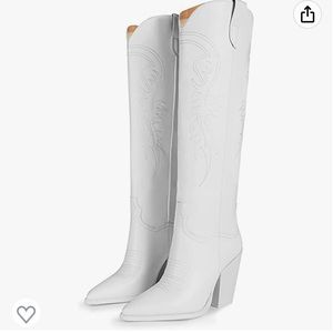 Size 7 White cowboy boots